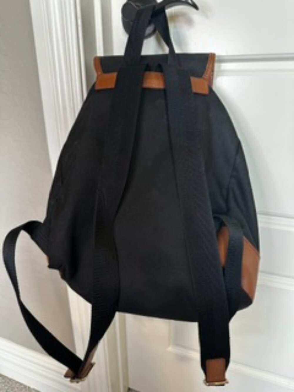 Coach Small Back Pack - Picture 4 of 6